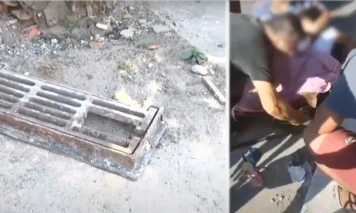 
          Imagem ilustrativa da imagem Menina de 5 anos fica com a perna presa após cair em bueiro em Vila Velha
          