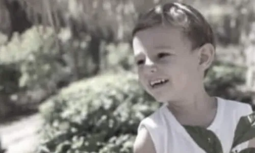 
          Imagem ilustrativa da imagem Menino morre afogado enquanto brincava com irmã no ES
          