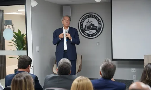 
          Imagem ilustrativa da imagem “Mundo vai voltar os olhos para o Brasil”, afirma Paulo Guedes
          
