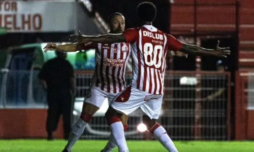 
          Imagem ilustrativa da imagem Náutico goleia Figueirense por 4 a 0, sem dificuldade, e sobe na tabela da Série C
          