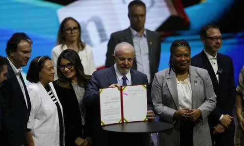 
          Imagem ilustrativa da imagem Novos condomínios do "Minha Casa Minha Vida" vão receber bibliotecas com 500 livros
          