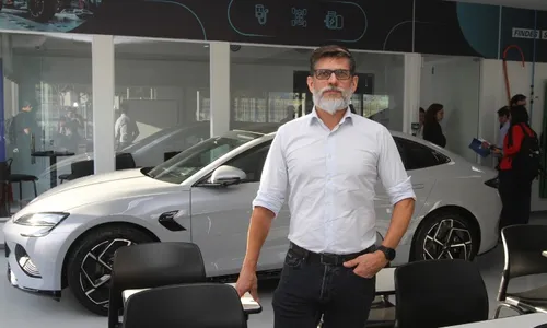 
          Imagem ilustrativa da imagem Novos cursos vão ensinar a consertar carros elétricos
          