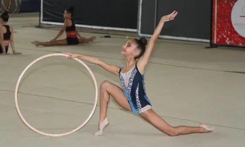 
          Imagem ilustrativa da imagem Novos talentos da ginástica capixaba sonham com as Olimpíadas
          