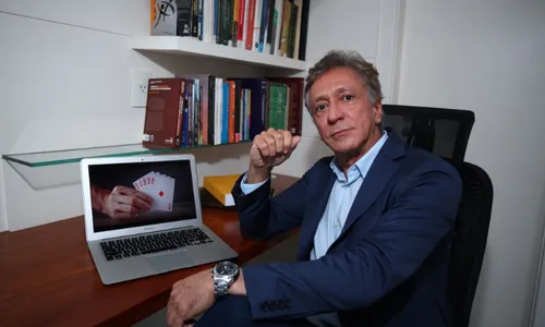 
          Imagem ilustrativa da imagem Pacientes buscam até internação para tratar vício em jogos no ES
          