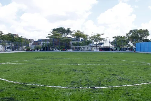 
          Imagem ilustrativa da imagem Prefeitura do Recife inaugura o 12º Gramadão, dessa vez em Roda de Fogo
          