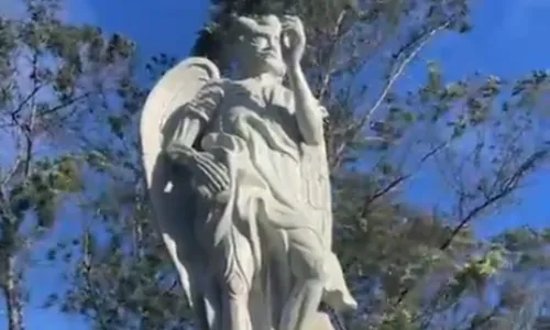 
          Imagem ilustrativa da imagem Prefeitura entra com ação para impedir inauguração de estátua de Lúcifer no RS
          