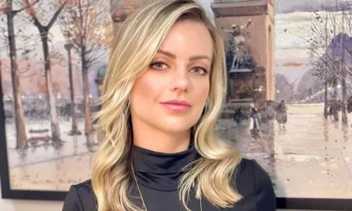 
          Imagem ilustrativa da imagem Queda de avião: advogada que falava de ações contra aéreas é uma das vítimas
          