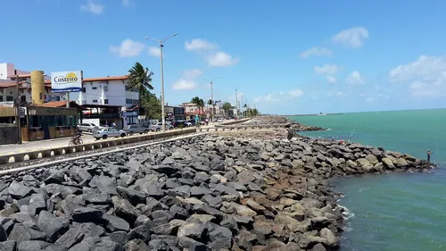 
          Imagem ilustrativa da imagem Rapaz morre afogado na Praia de Bairro Novo, em Olinda
          