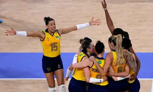 
          Imagem ilustrativa da imagem Seleção feminina de vôlei supera Turquia e ganha o bronze em Paris
          