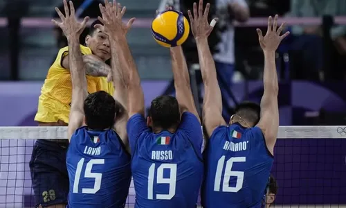 
          Imagem ilustrativa da imagem Seleção masculina de vôlei perde da Itália em estreia na Olimpíada de Paris-2024
          