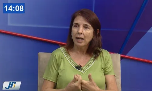 
          Imagem ilustrativa da imagem Simone Fontana propõe tarifa zero e estatização do transporte público no Recife
          