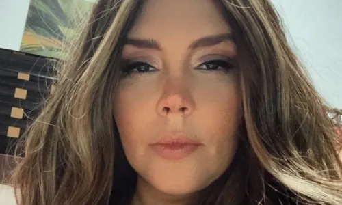 
          Imagem ilustrativa da imagem Simony completa 10 meses de remissão do câncer: 'Fé inabalável'
          