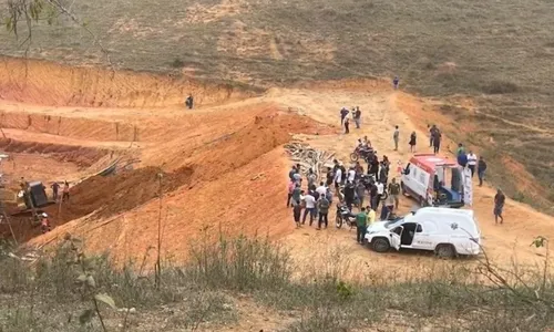 
          Imagem ilustrativa da imagem Soterramento no Noroeste no ES deixa um morto e um ferido
          