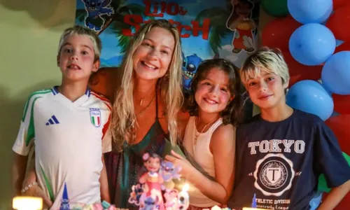 
          Imagem ilustrativa da imagem 'Sou muito rica': Luana Piovani comemora nove anos dos gêmeos
          