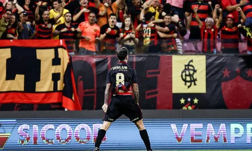 
          Imagem ilustrativa da imagem Sport empata com América-MG e vê liderança da Série B escapar
          