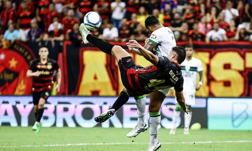 
          Imagem ilustrativa da imagem Sport empata com América-MG e vê liderança da Série B escapar
          