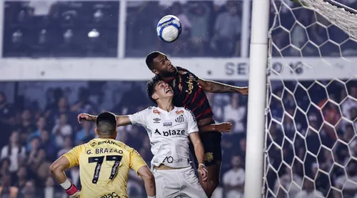 
          Imagem ilustrativa da imagem Sport empata com o Santos na Vila e ocupa temporariamente o G4
          
