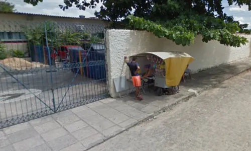 
          Imagem ilustrativa da imagem Suspeita de Mpox leva à suspensão de aulas em Paulista, mas governo evita alarme
          