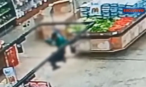 
          Imagem ilustrativa da imagem Homem que matou colega de trabalho em supermercado é condenado a 26 anos de prisão
          