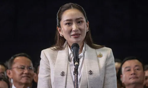 
          Imagem ilustrativa da imagem Tailândia: filha de bilionário se torna a primeira-ministra mais jovem do país
          