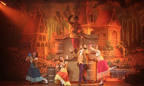 
          Imagem ilustrativa da imagem Tarde de encantos com “A Bela e a Fera”
          