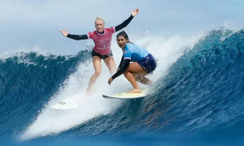 
          Imagem ilustrativa da imagem Tati Weston-Webb vai à final do surfe e garante medalha para o Brasil na Olimpíada
          