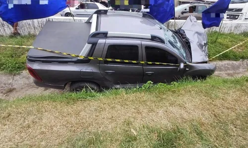 
          Imagem ilustrativa da imagem Tragédia na BR-101: duas mulheres morrem atropeladas e motorista foge
          