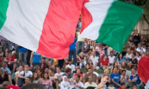 
          Imagem ilustrativa da imagem Tutti Buona Gente
          