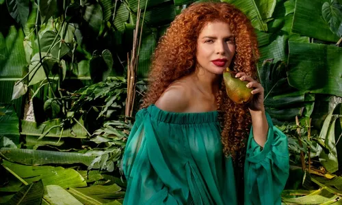 
          Imagem ilustrativa da imagem Temporada de Abertura do Cais das Artes terá show de Vanessa da Mata
          