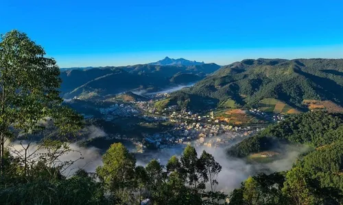 
          Imagem ilustrativa da imagem Venda Nova do Imigrante registra dia mais frio do ano
          