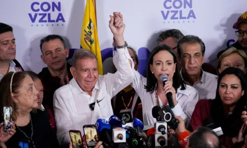 
          Imagem ilustrativa da imagem Venezuela: oposição contesta resultado e declara González Urrutia vencedor
          