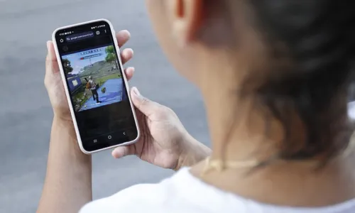 
          Imagem ilustrativa da imagem Vício em telas: nova geração cada vez mais viciada
          