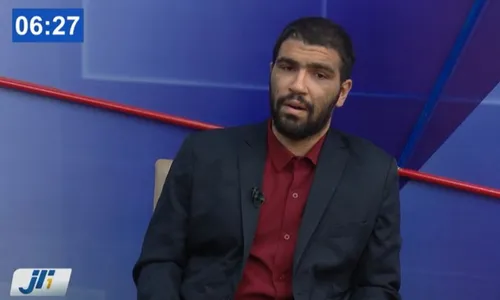 
          Imagem ilustrativa da imagem Victor Assis, do PCO, propõe expropriação de imóveis e calote à dívida pública
          