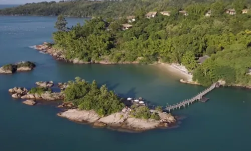 
          Imagem ilustrativa da imagem Vida de luxo entre líderes da “farra dos descontos”
          