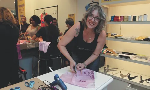 
          Imagem ilustrativa da imagem Vital 2024: dicas para transformar os abadás e arrasar nas makes
          