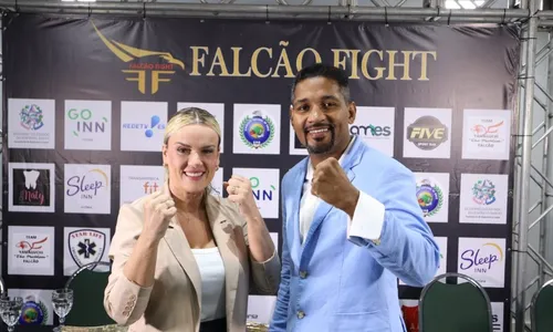 
          Imagem ilustrativa da imagem Yamaguchi Falcão: A jornada quádrupla do campeão dos ringues
          