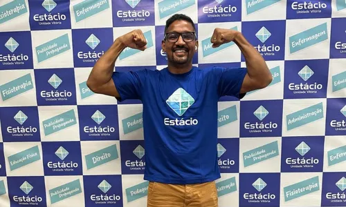 
          Imagem ilustrativa da imagem Yamaguchi Falcão: A jornada quádrupla do campeão dos ringues
          