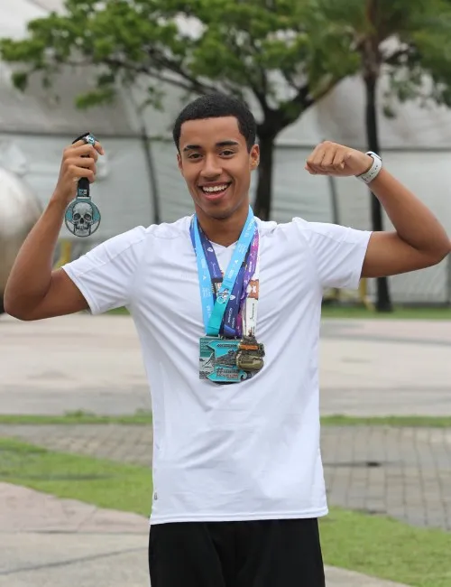 Imagem ilustrativa da imagem “Corrida de rua me ajuda contra a timidez”, diz jovem que convive com a gagueira