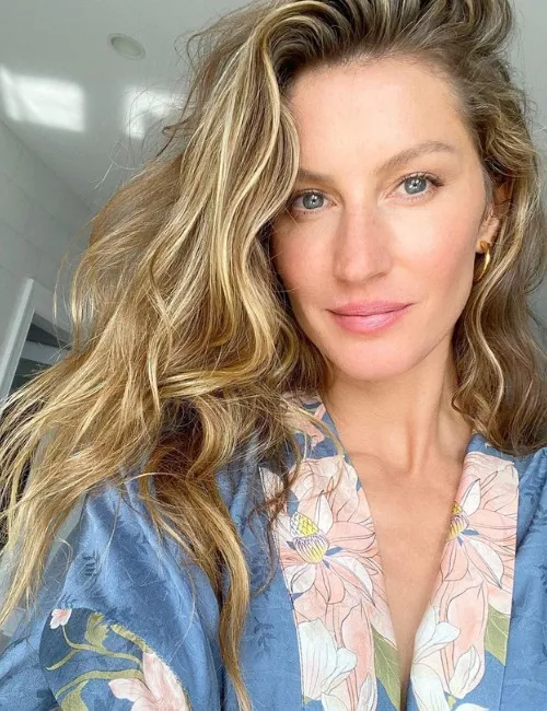 Imagem ilustrativa da imagem Gisele Bündchen está grávida do terceiro filho, diz revista