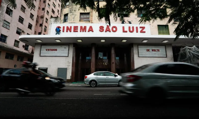 Imagem ilustrativa da imagem Uma noite inesquecível: as luzes da história do Cinema São Luiz voltam a brilhar