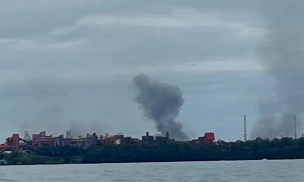 Vídeo mostra instalações em chamas na Arcelor após barulho em usina. Entenda