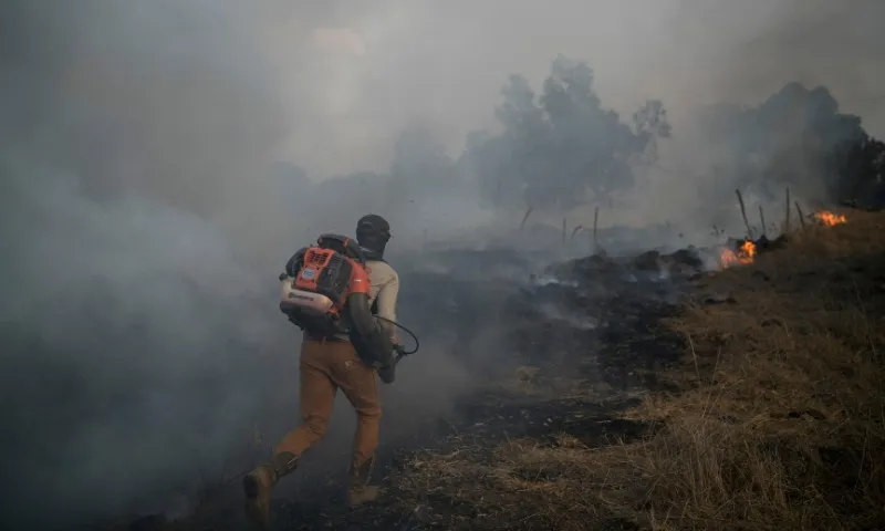 Imagem ilustrativa da imagem Israel bombardeia área cristã no norte do Líbano e mata 18