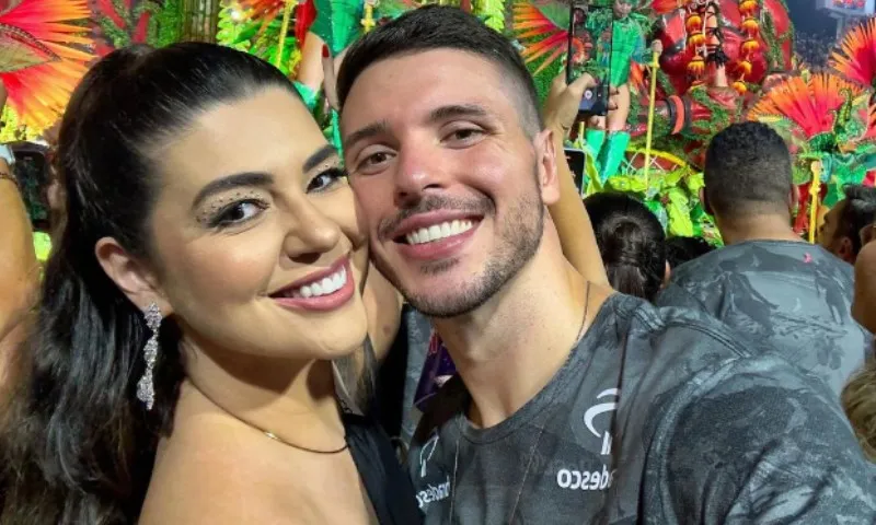 Imagem ilustrativa da imagem Ex-BBB Vivian Amorim anuncia fim do casamento com Leo Hirschmann