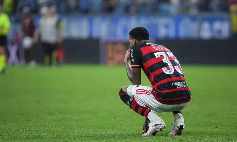 Imagem ilustrativa da imagem Flamengo é derrotado pelo Grêmio no Brasileirão