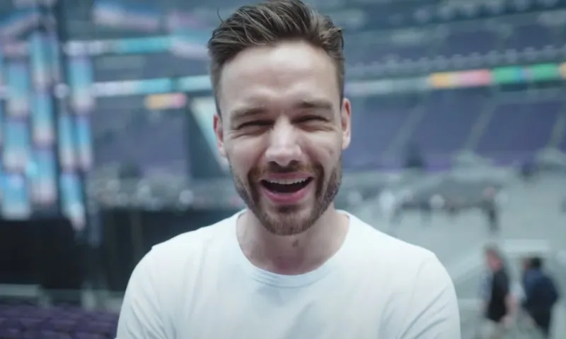 Imagem ilustrativa da imagem Liam Payne caiu de altura de 13 a 14 metros, afirma médico que o socorreu