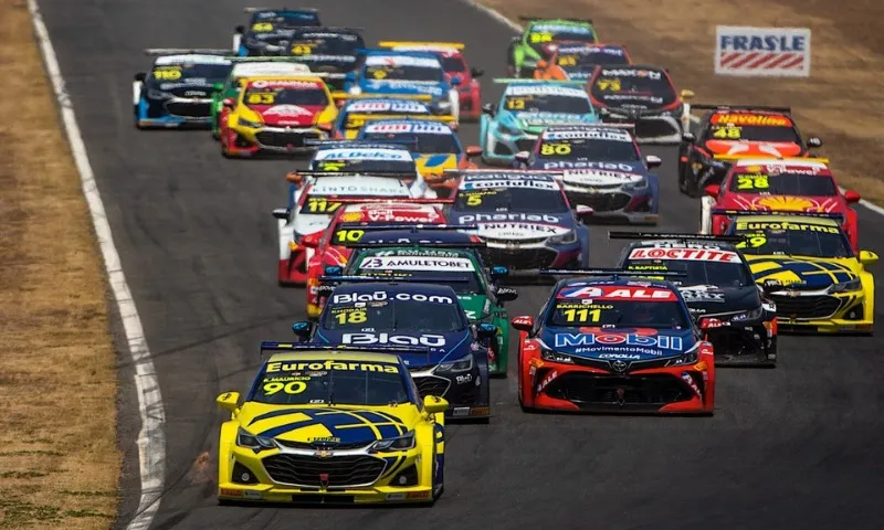 Imagem ilustrativa da imagem Vitória perto de receber etapa da Stock Car em 2025