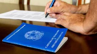 Imagem ilustrativa da imagem Feirão oferece mais de 200 vagas e serviços gratuitos no Centro do Recife