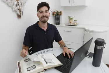 Imagem ilustrativa da imagem Aberta seleção para 300 bolsas de estudo no ES. Veja como concorrer