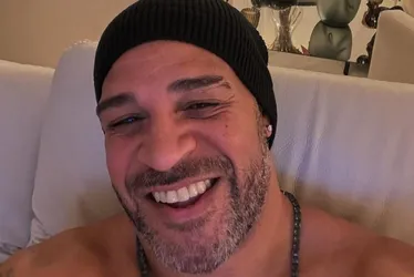 Imagem ilustrativa da imagem Adriano Imperador revela as razões e a paz de uma carreira abreviada
