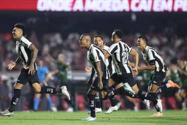 Imagem ilustrativa da imagem Botafogo elimina São Paulo nos pênaltis e vai à semifinal da Libertadores